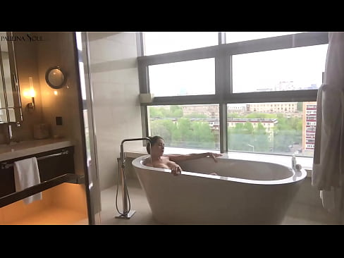 ❤️ Kæmpe babe ondt i sin fisse på badeværelset ❌ Porn video at da.pinkporno.ru